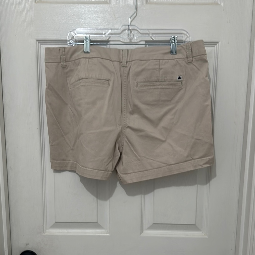 NWOT Womens Shorts - Picture 3 of 3